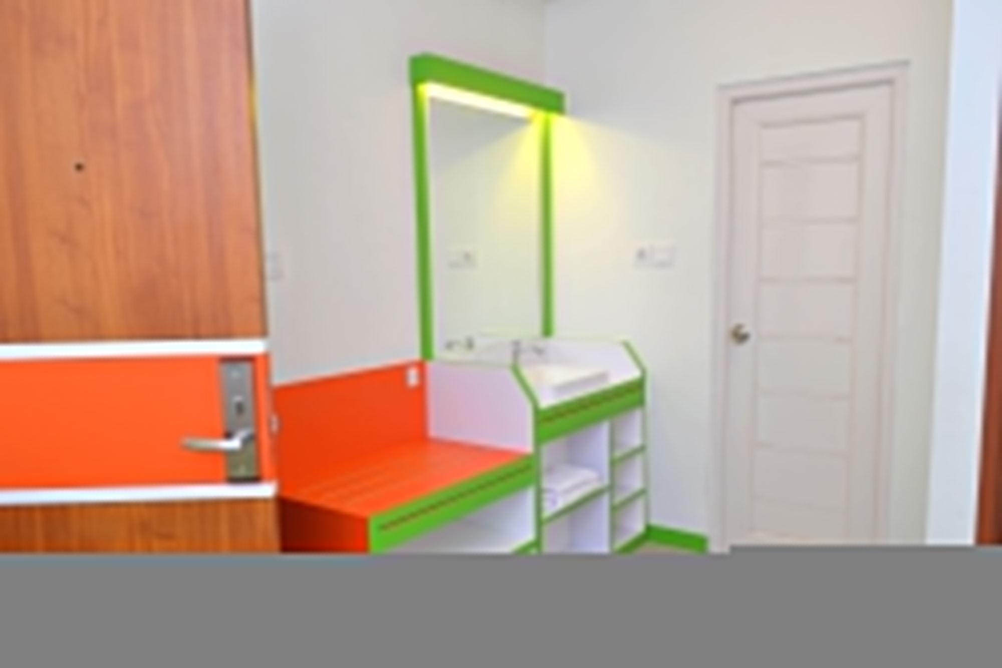 Titanium Express Homtel Otel Cakarta Dış mekan fotoğraf
