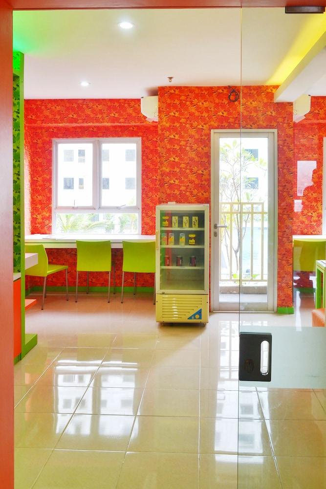 Titanium Express Homtel Otel Cakarta Dış mekan fotoğraf