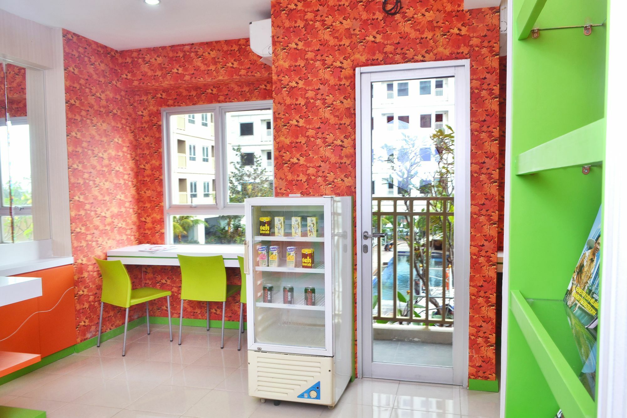 Titanium Express Homtel Otel Cakarta Dış mekan fotoğraf